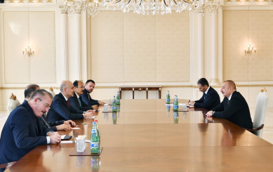 President Ilham Aliyev received delegation led by Turkish minister of transport and infrastructure