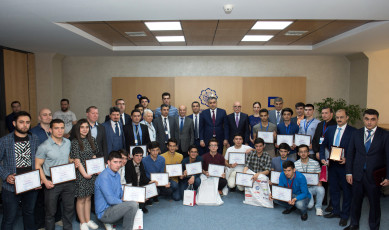 Награждены победители Общереспубликанской олимпиады по информатике среди студентов вузов   