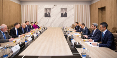 Министр Рашад Набиев встретился с представителями немецких компаний