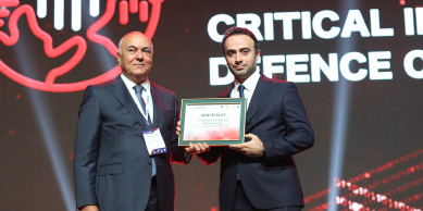 Команды İRİA и ЦКА вошли в десятку лучших на CIDC 2025