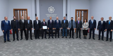 Nazir Rəşad Nəbiyev Rəqəmsal İnkişaf və Nəqliyyat Nazirliyi yanında İctimai Şuranın üzvləri ilə görüşüb
