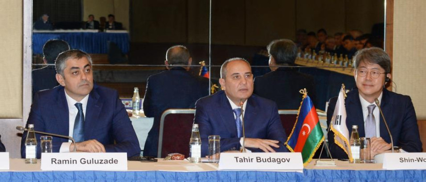 “Rəsmi statistik məlumatların istehsalında İKT və kadr potensialının gücləndirilməsi” mövzusunda konfrans keçirilib