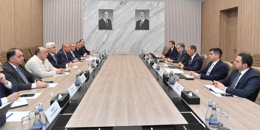Nazir Rəşad Nəbiyev Azərbaycanın qabaqcıl İKT şirkətlərinin nümayəndələri ilə görüşüb