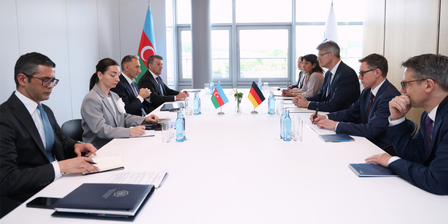 Nazir Rəşad Nəbiyev Leypsiq şəhərində Almaniyanın nəqliyyat naziri ilə görüşüb