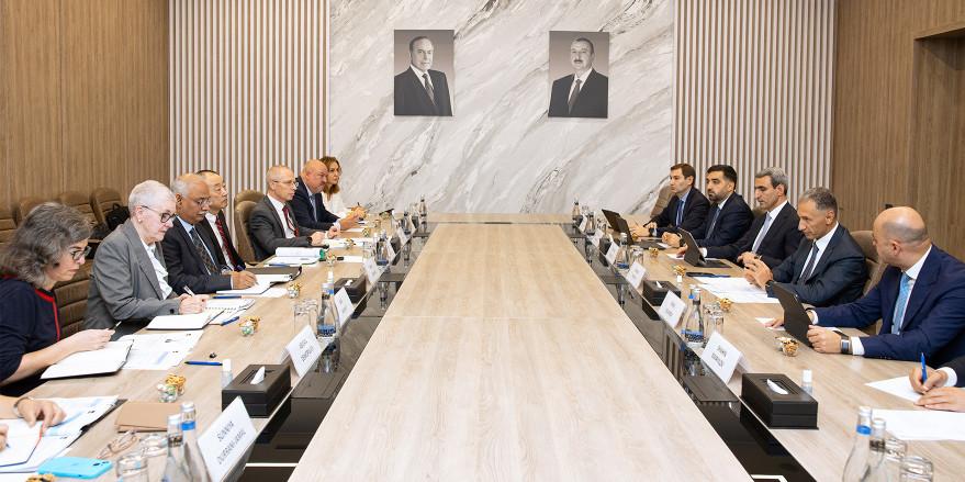 Nazir Rəşad Nəbiyev Asiya İnkişaf Bankının Direktorlar Şurasının üzvləri ilə görüşüb