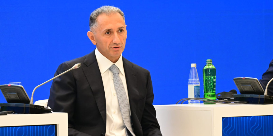 Nazir Rəşad Nəbiyev 2-ci Azərbaycan Beynəlxalq İnvestisiya Forumu çərçivəsində təşkil olunan panel müzakirəsində iştirak edib